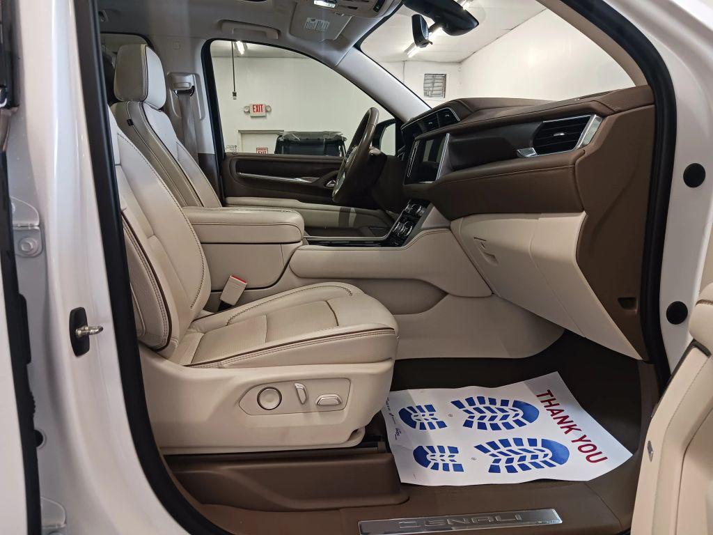 used 2021 GMC Yukon XL car, priced at $41,991