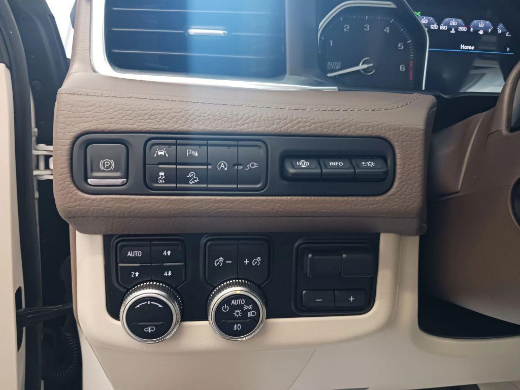 used 2021 GMC Yukon XL car, priced at $41,991