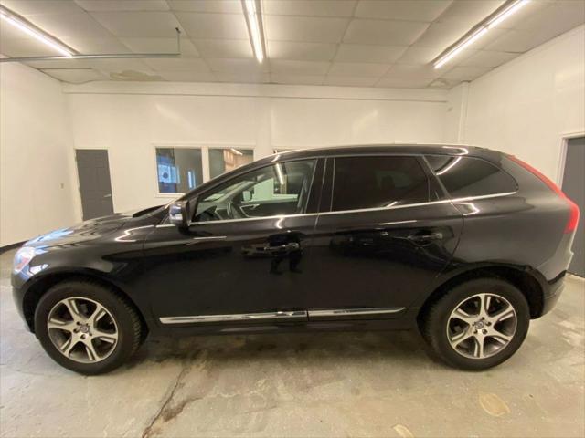 used 2015 Volvo XC60 car, priced at $11,297