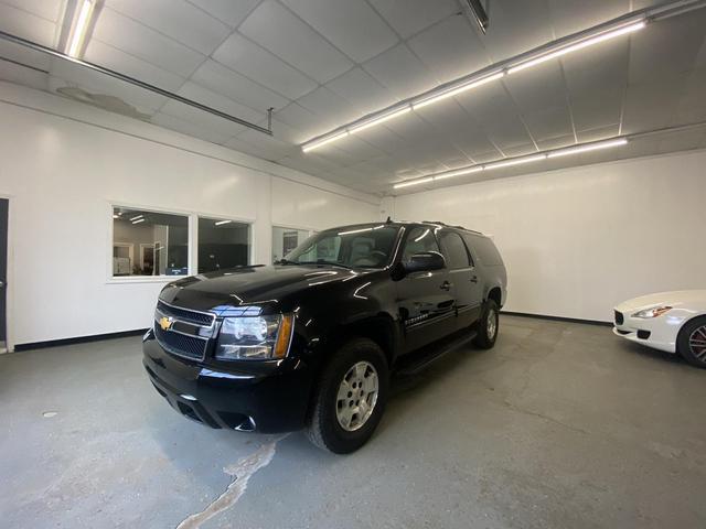used 2014 Chevrolet Suburban car, priced at $15,593