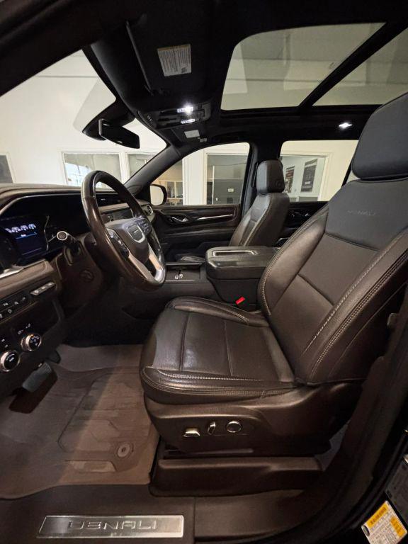 used 2021 GMC Yukon car, priced at $45,984