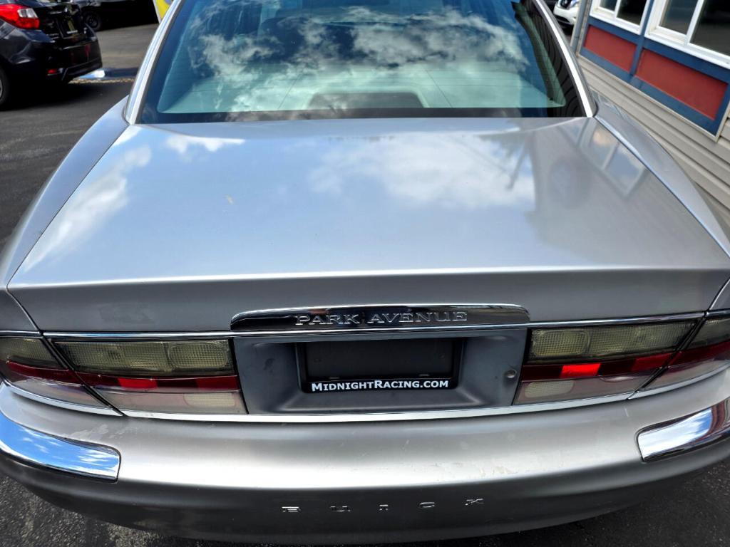 used 2005 Buick Park Avenue car, priced at $5,950