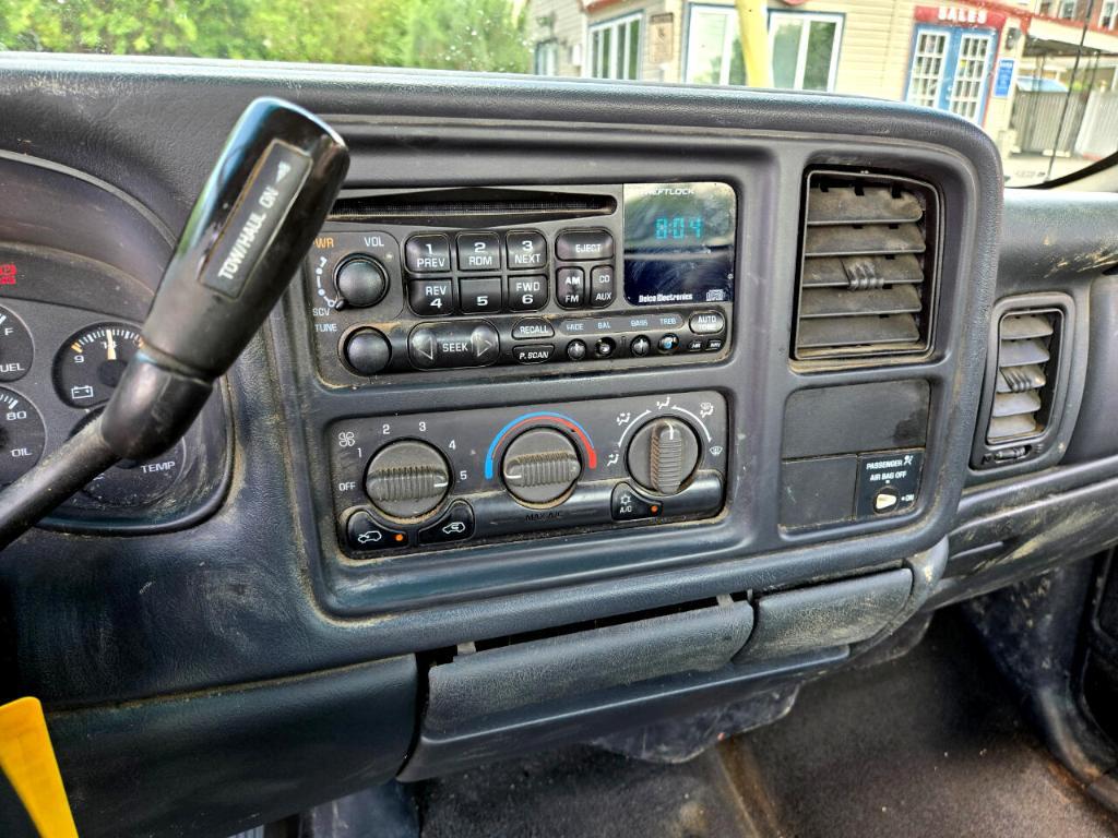 used 2001 Chevrolet Silverado 2500 car, priced at $3,950