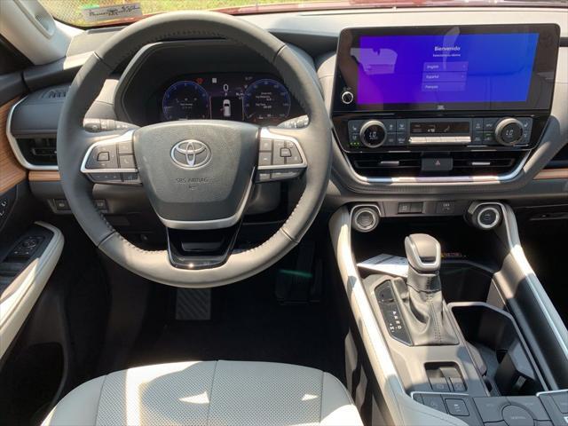 new 2025 Toyota Grand Highlander car, priced at $52,761