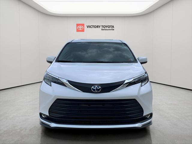 new 2025 Toyota Sienna car, priced at $47,565