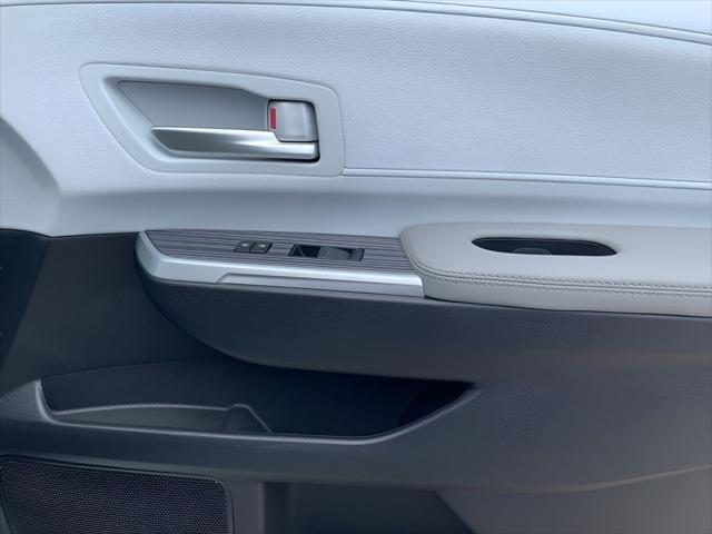 new 2025 Toyota Sienna car, priced at $47,565