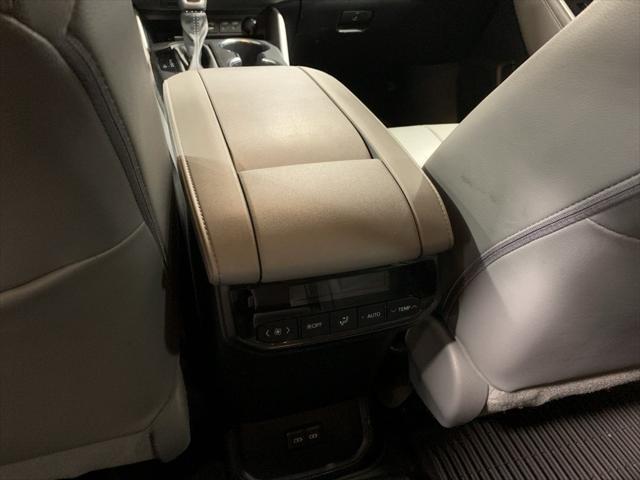 used 2022 Toyota Highlander car, priced at $38,988