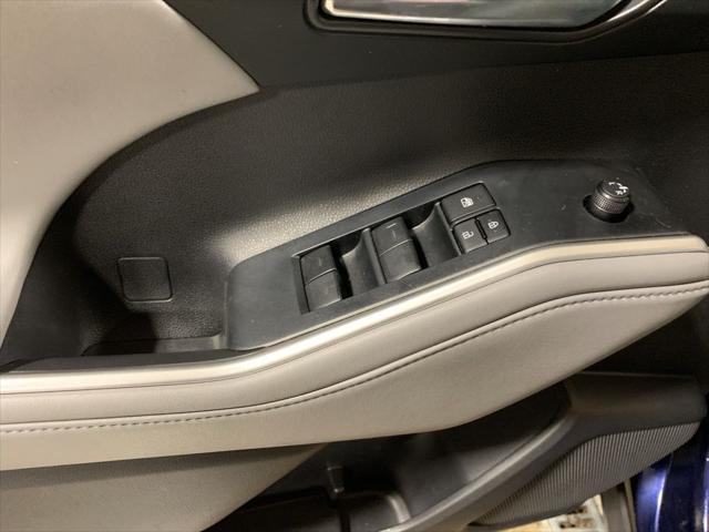 used 2022 Toyota Highlander car, priced at $38,988