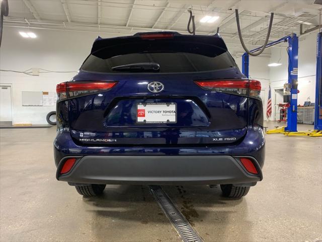 used 2022 Toyota Highlander car, priced at $38,988