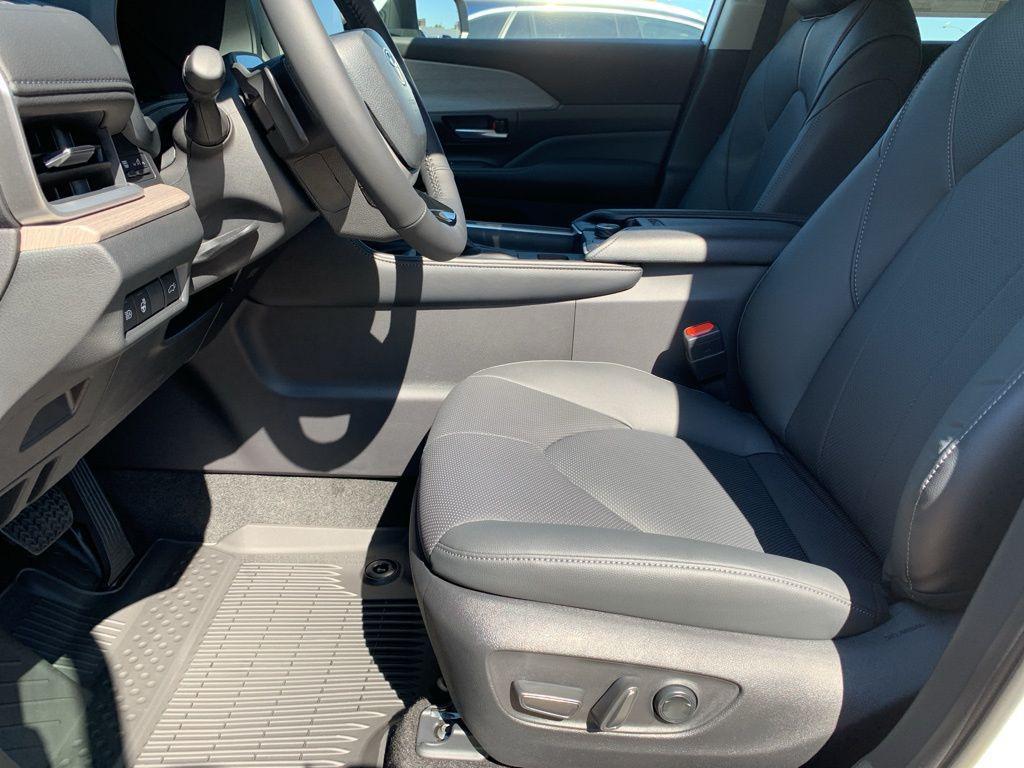new 2026 Toyota Grand Highlander car, priced at $59,128