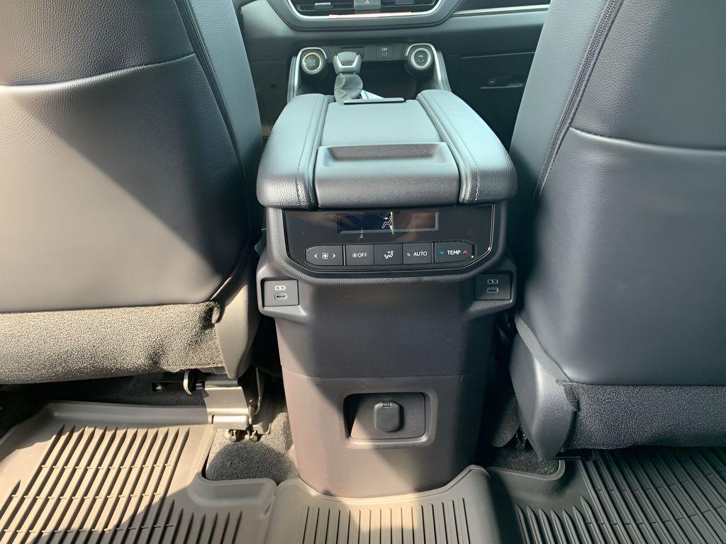 new 2025 Toyota Grand Highlander car, priced at $48,173