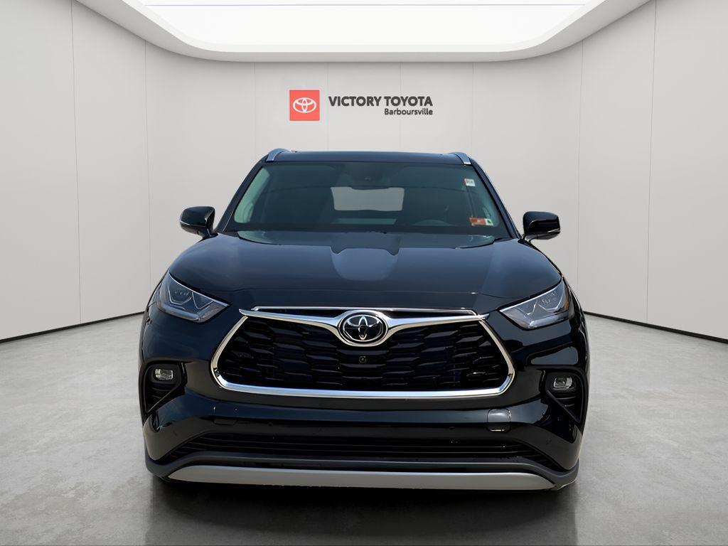 new 2025 Toyota Highlander car, priced at $51,498