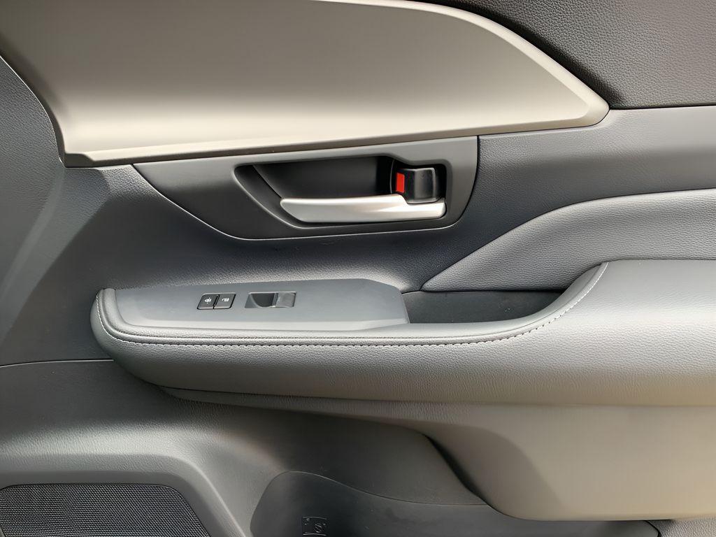 new 2026 Toyota Grand Highlander Hybrid car, priced at $50,990