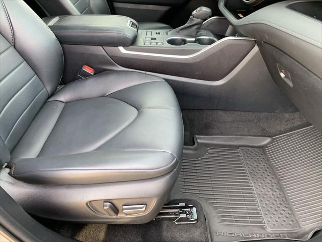 used 2023 Toyota Highlander car, priced at $39,988