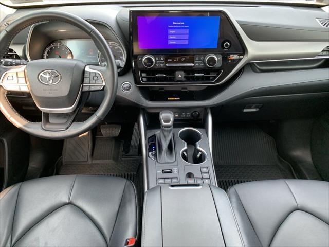 used 2023 Toyota Highlander car, priced at $39,988