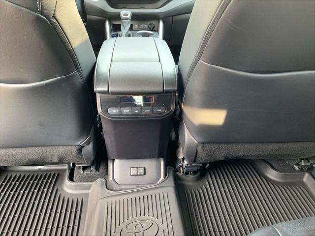 used 2023 Toyota Highlander car, priced at $39,988