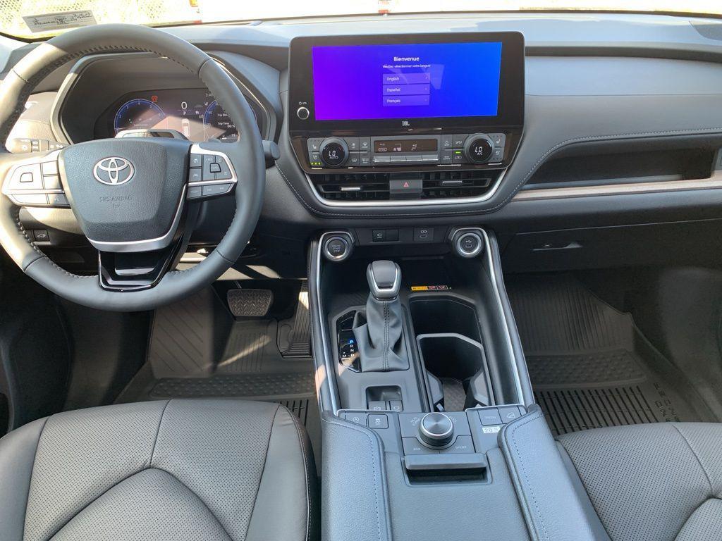 new 2025 Toyota Grand Highlander car, priced at $59,078