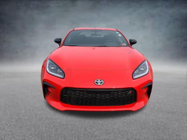 new 2025 Toyota GR86 car, priced at $37,434