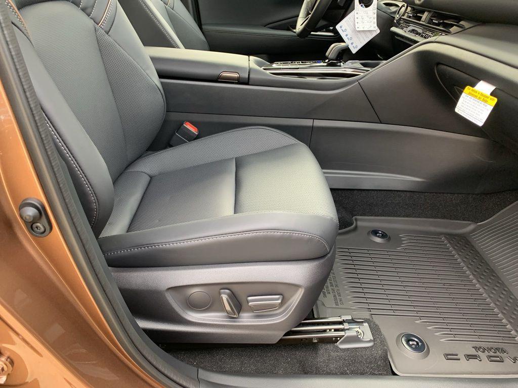 new 2025 Toyota Crown Signia car, priced at $54,125