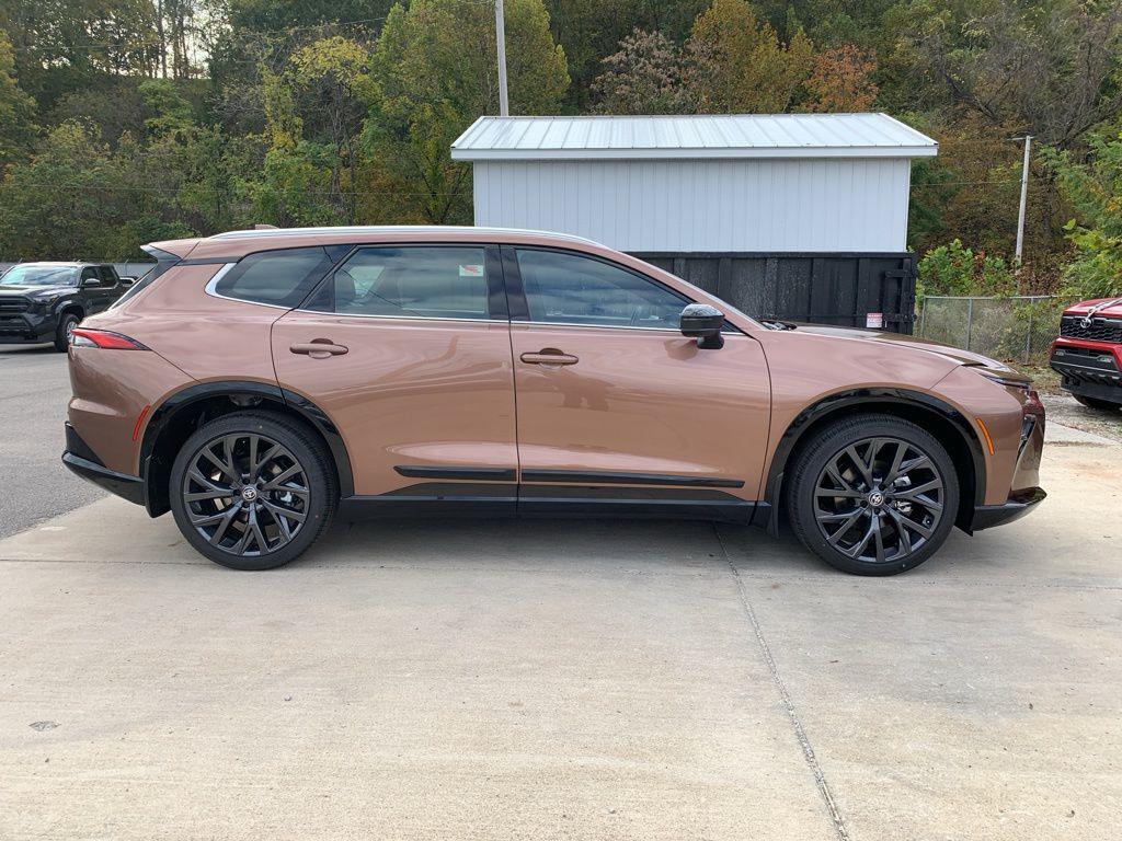 new 2025 Toyota Crown Signia car, priced at $54,125
