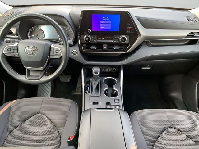 used 2023 Toyota Highlander car, priced at $34,988