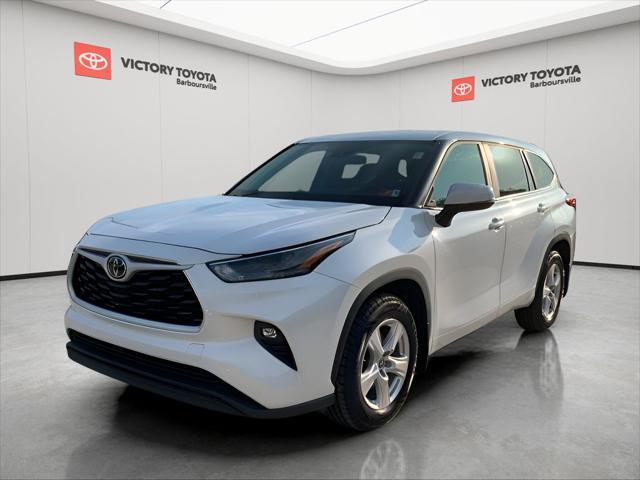 used 2023 Toyota Highlander car, priced at $34,988