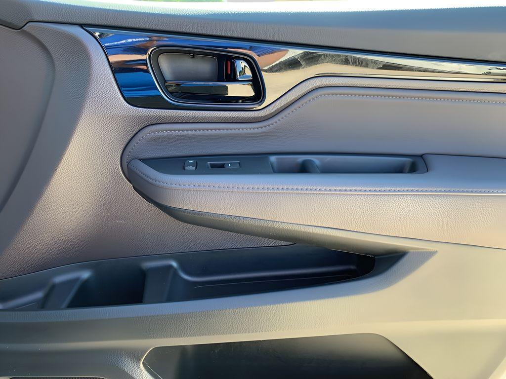 used 2023 Honda Odyssey car, priced at $41,588