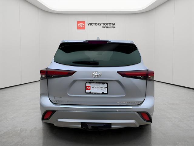 new 2025 Toyota Highlander car, priced at $54,972