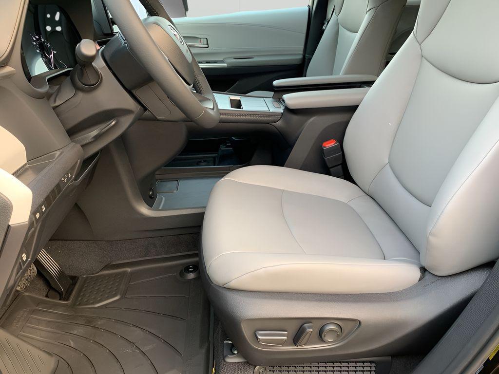new 2025 Toyota Sienna car, priced at $50,580