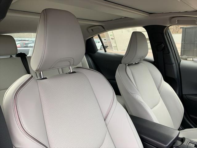 new 2024 Toyota Prius car, priced at $33,077