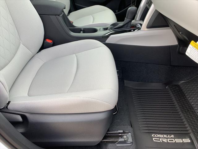 new 2025 Toyota Corolla Cross car, priced at $26,364
