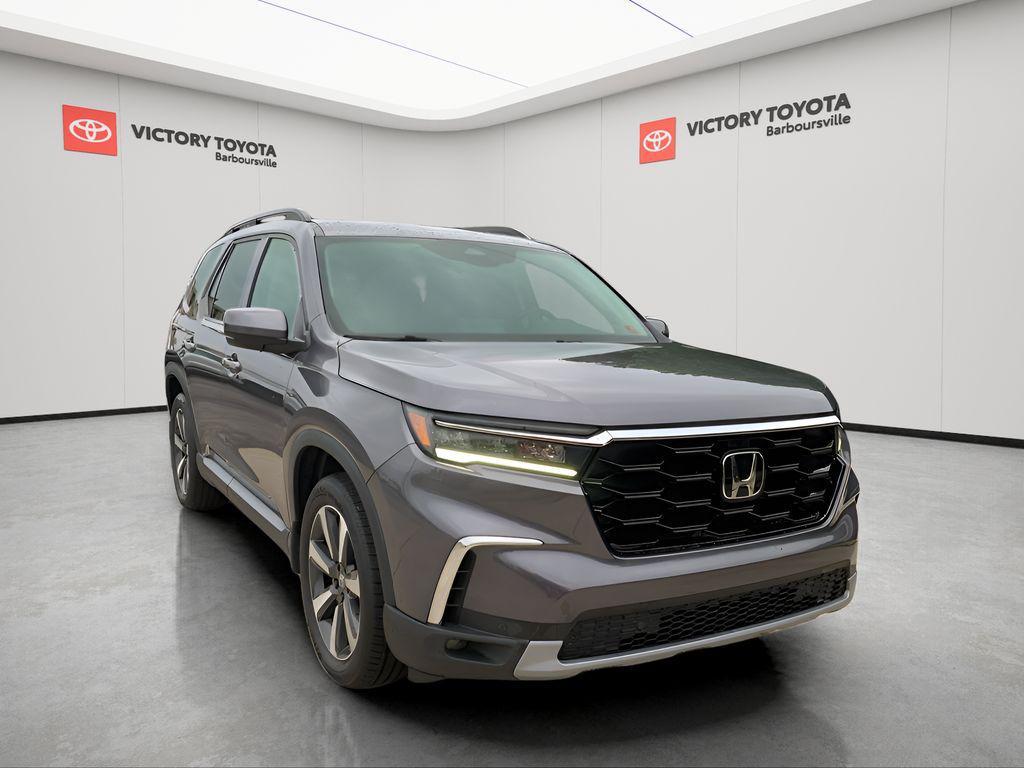 used 2023 Honda Pilot car, priced at $41,588