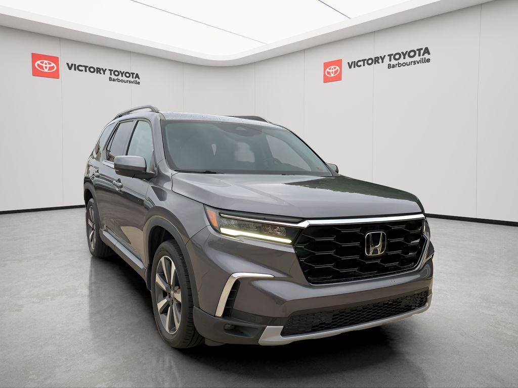 used 2023 Honda Pilot car, priced at $41,588