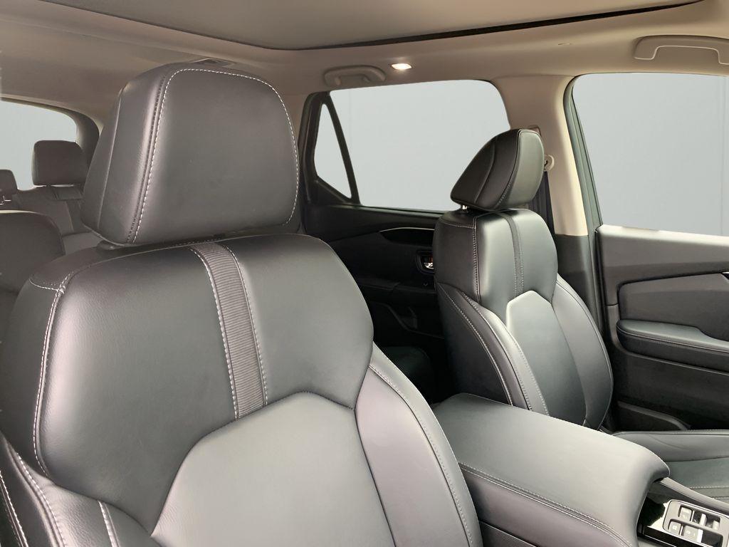 used 2023 Honda Pilot car, priced at $41,588