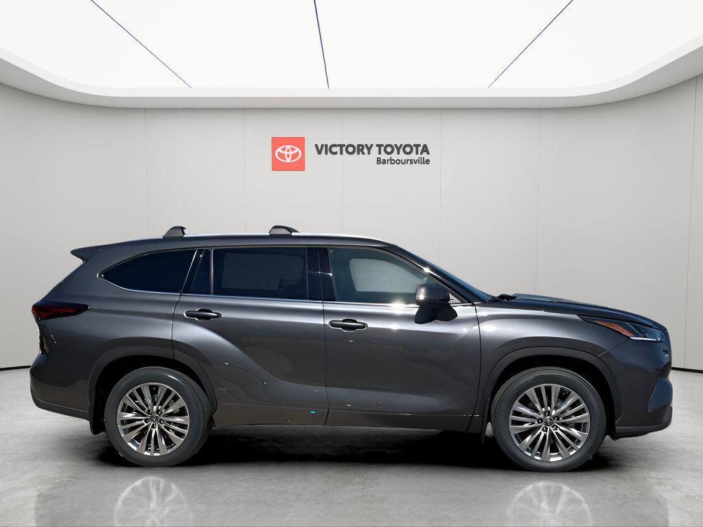 new 2025 Toyota Highlander car, priced at $51,002