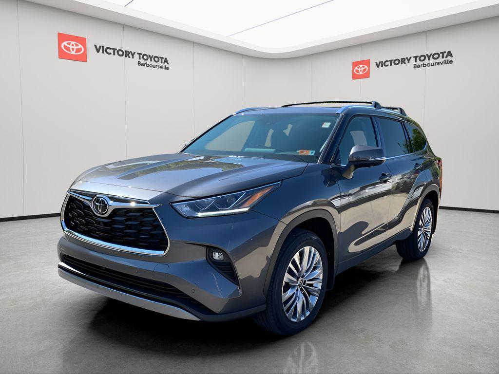 new 2025 Toyota Highlander car, priced at $51,002