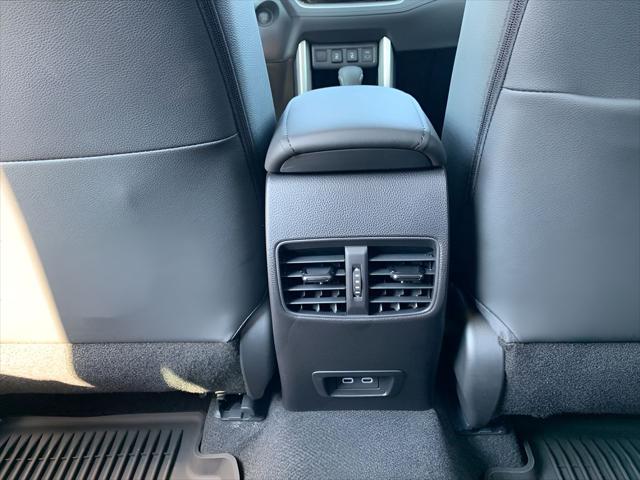 new 2025 Toyota Corolla Cross car, priced at $33,402