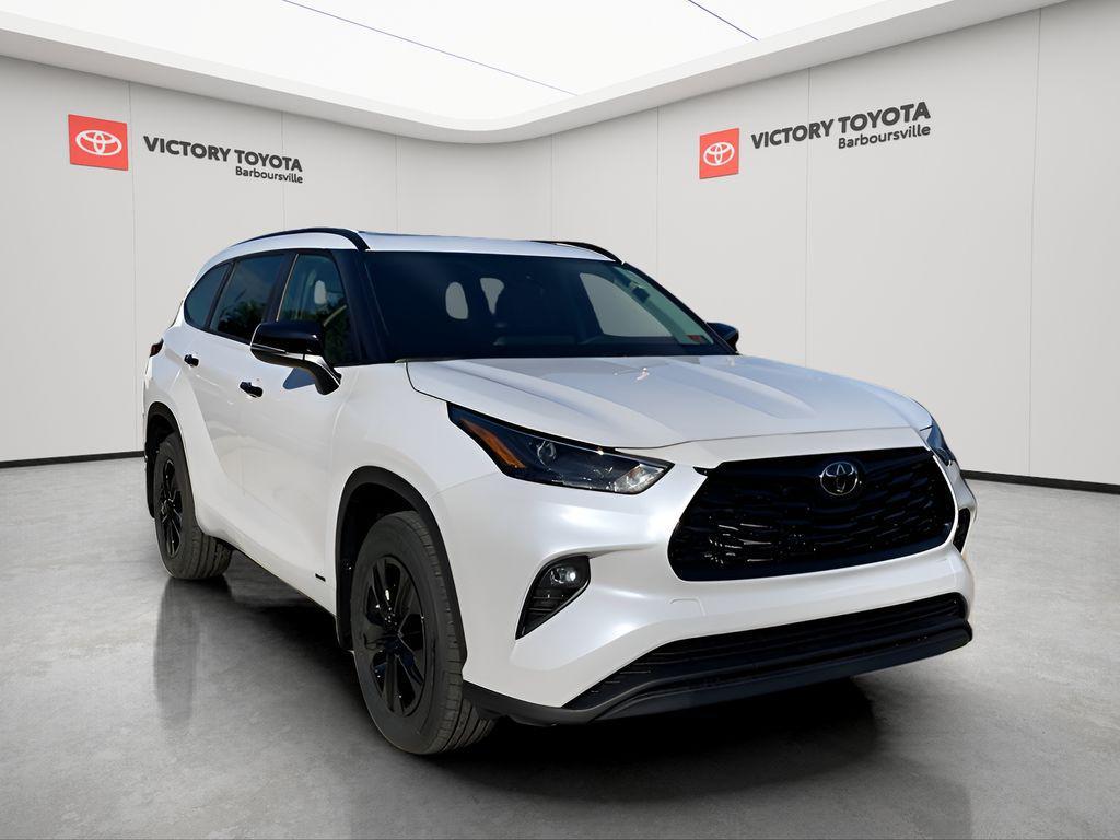 new 2025 Toyota Highlander Hybrid car, priced at $51,917