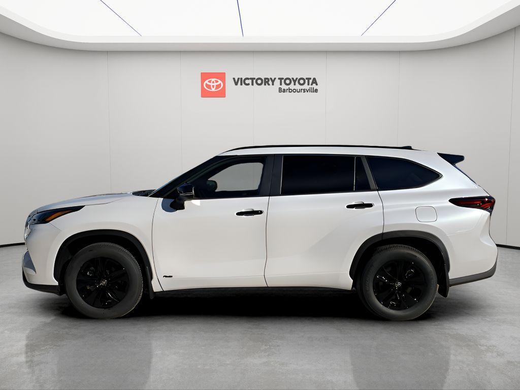 new 2025 Toyota Highlander Hybrid car, priced at $51,917