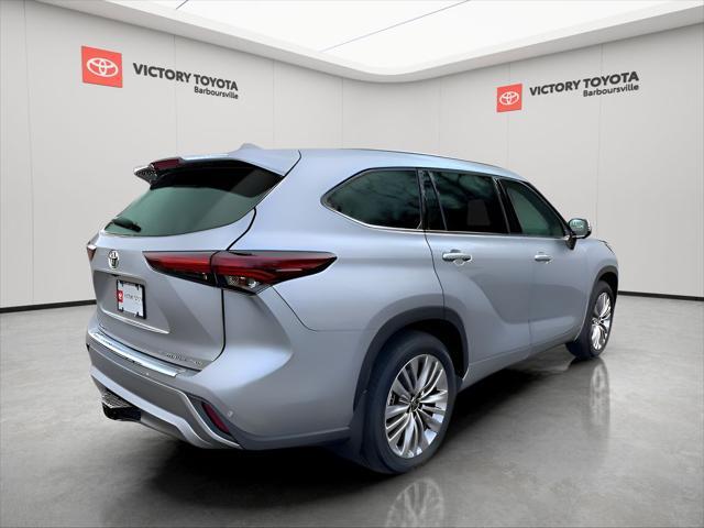 new 2025 Toyota Highlander car, priced at $54,512