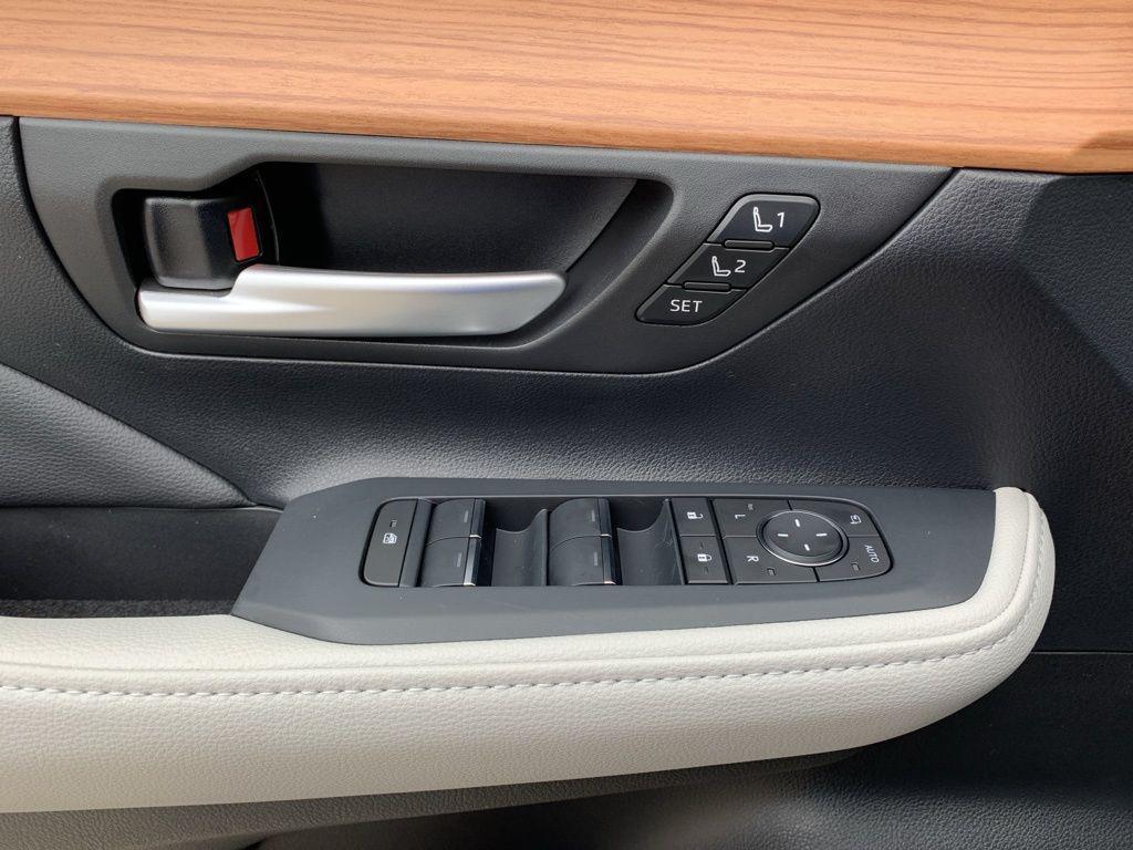 new 2026 Toyota Grand Highlander car, priced at $57,438