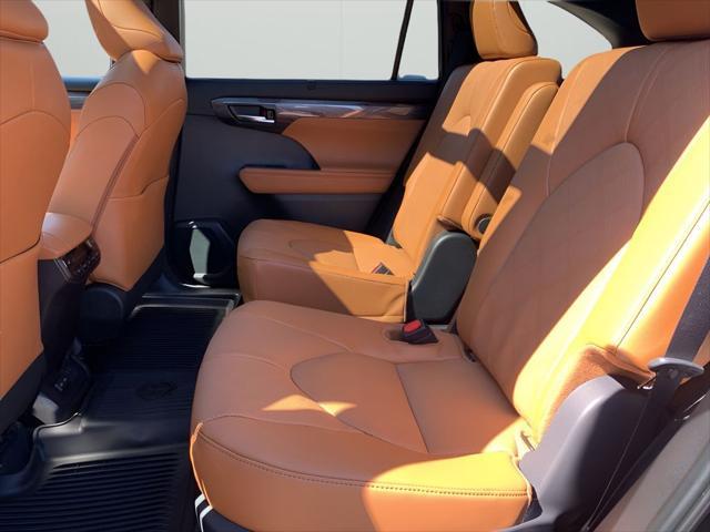 new 2025 Toyota Highlander car, priced at $54,553