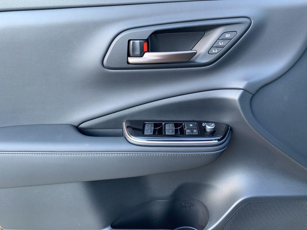 new 2025 Toyota Crown Signia car, priced at $53,400