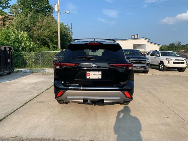 new 2025 Toyota Highlander Hybrid car, priced at $57,322