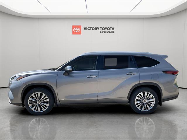 new 2025 Toyota Highlander Hybrid car, priced at $56,278