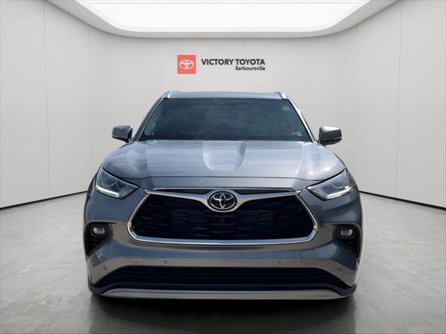 new 2025 Toyota Highlander Hybrid car, priced at $56,278