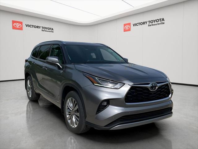 new 2025 Toyota Highlander Hybrid car, priced at $56,278