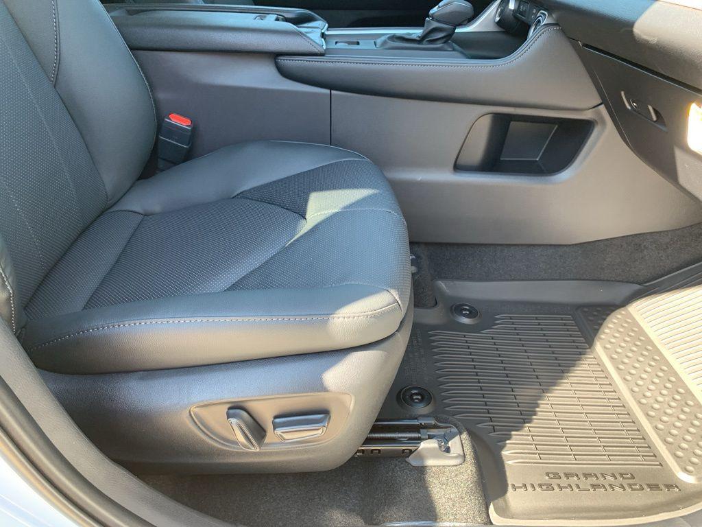 new 2026 Toyota Grand Highlander car, priced at $59,878