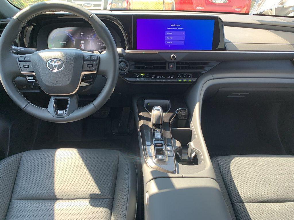 new 2025 Toyota Crown Signia car, priced at $47,290