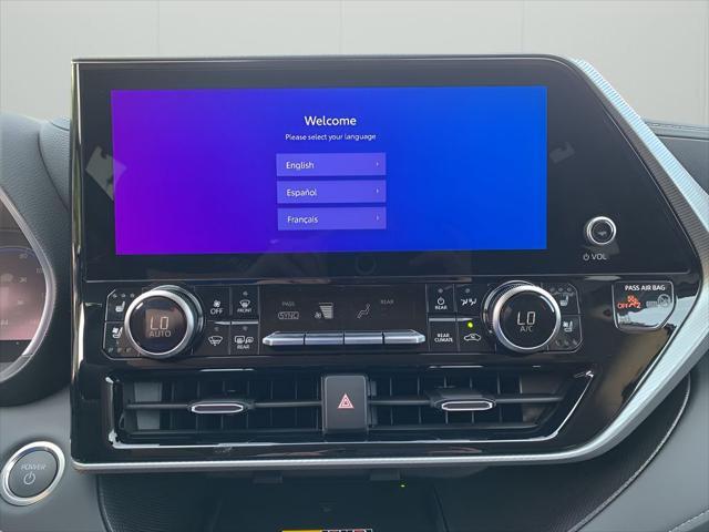 new 2025 Toyota Highlander Hybrid car, priced at $58,011
